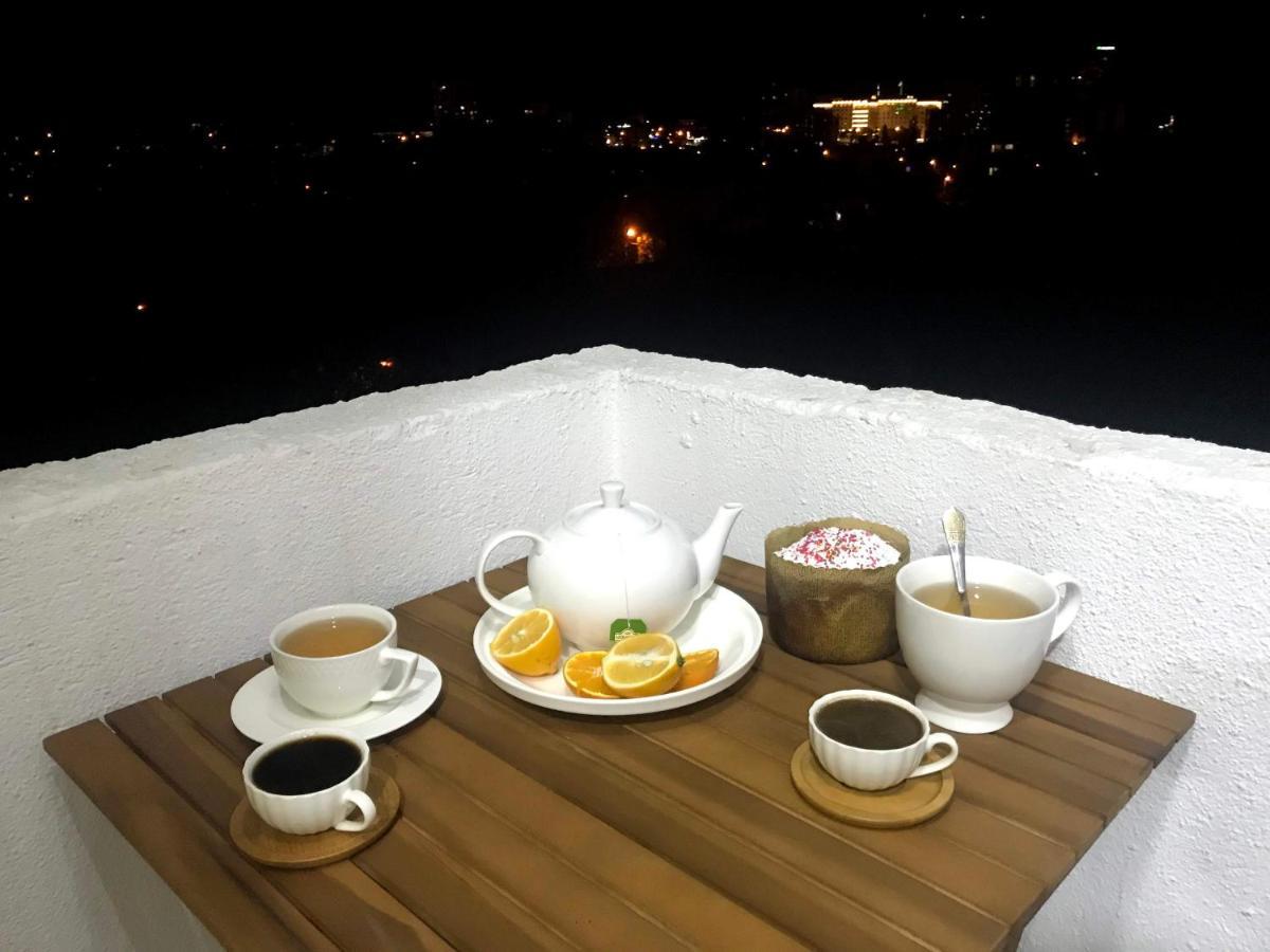 Apartament Victoria Apartment Tbilisi Bagian luar foto
